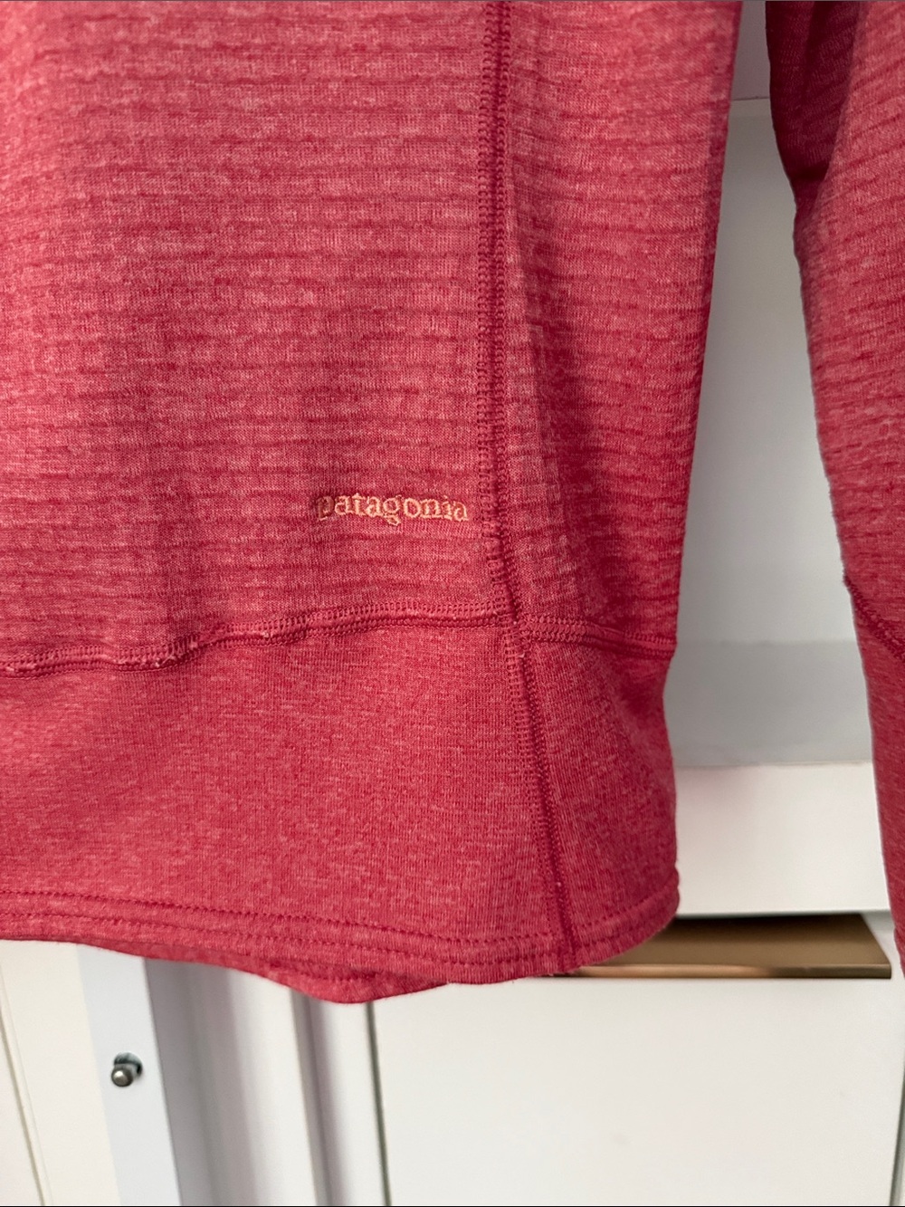 Patagonia Womens R1 Flash 1/2 Zip Pullover Medium Poppy Fields Summer Pink X-Dye - Picture 3 of 8
